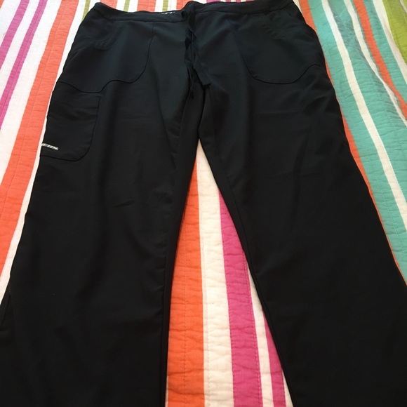 sketchers scrub pants